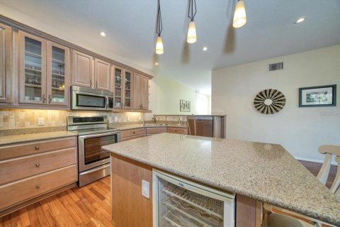 House in Belleair Beach, Florida 4 bedrooms, 282.05 sq.m. № 1750307 - photo 7