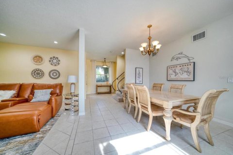 House in Belleair Beach, Florida 4 bedrooms, 282.05 sq.m. № 1750307 - photo 11