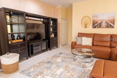 House in Belleair Beach, Florida 4 bedrooms, 282.05 sq.m. № 1750307 - photo 8