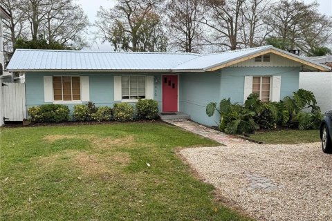 Casa en alquiler en Winter Park, Florida, 2 dormitorios, 85.47 m2 № 1873232 - foto 1