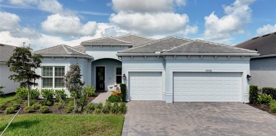 House in Englewood, Florida 3 bedrooms, 230.68 sq.m. № 2152017
