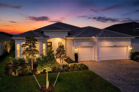 House in Englewood, Florida 3 bedrooms, 230.68 sq.m. № 2152017 - photo 2