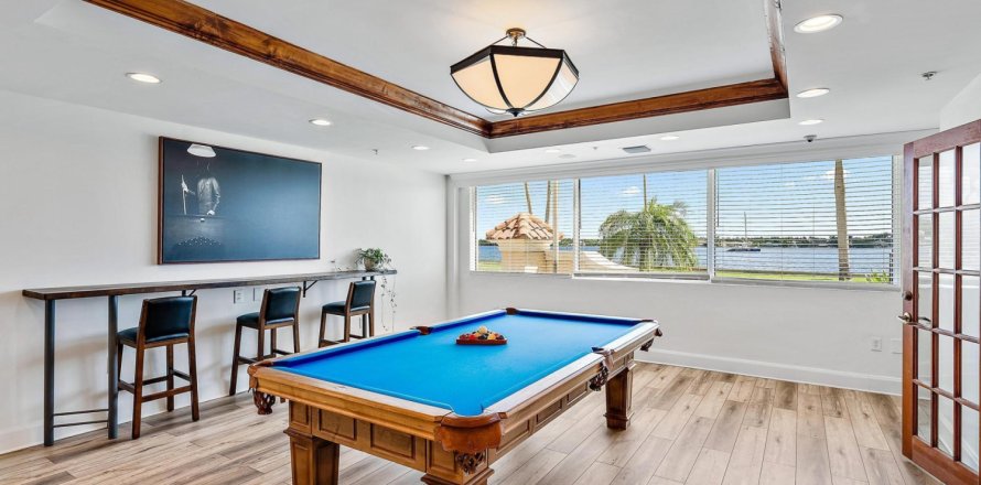 Condominio en West Palm Beach, Florida, 1 dormitorio № 1207957