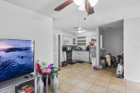 Commercial property in Sarasota, Florida 6 bedrooms, 198.07 sq.m. № 1837628 - photo 10