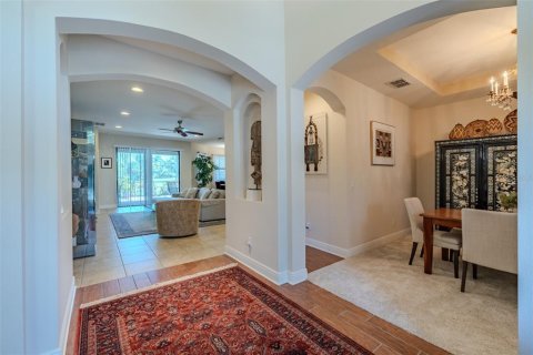 House in Apollo Beach, Florida 4 bedrooms, 238.11 sq.m. № 1749317 - photo 15