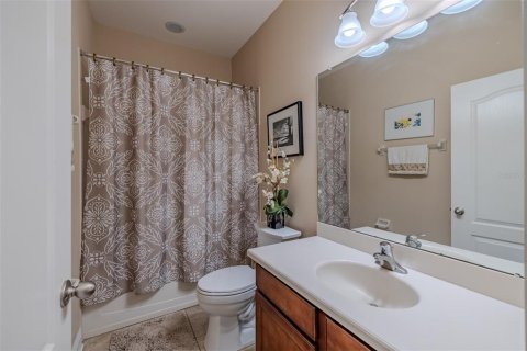 House in Apollo Beach, Florida 4 bedrooms, 238.11 sq.m. № 1749317 - photo 23