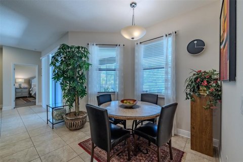 House in Apollo Beach, Florida 4 bedrooms, 238.11 sq.m. № 1749317 - photo 27
