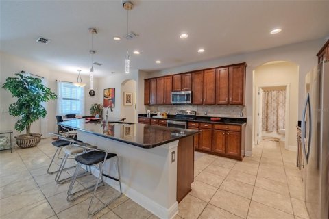 House in Apollo Beach, Florida 4 bedrooms, 238.11 sq.m. № 1749317 - photo 22