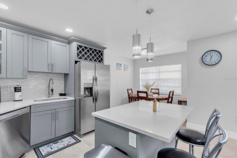 Villa ou maison à vendre à Hudson, Floride: 3 chambres, 129.69 m2 № 2321298 - photo 11