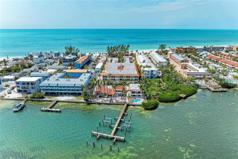 Condo in Bradenton Beach, Florida, 2 bedrooms  № 1516478 - photo 3