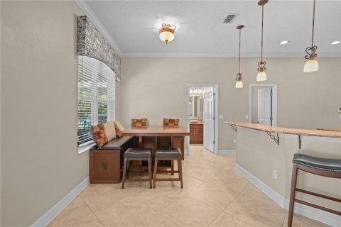 Villa ou maison à vendre à Orlando, Floride: 4 chambres, 304.16 m2 № 2358497 - photo 15