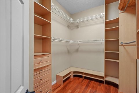 Villa ou maison à vendre à Orlando, Floride: 4 chambres, 304.16 m2 № 2358497 - photo 24