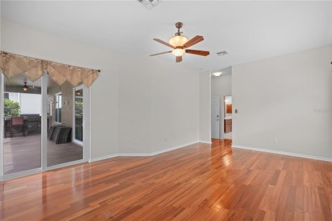 Villa ou maison à vendre à Orlando, Floride: 4 chambres, 304.16 m2 № 2358497 - photo 23