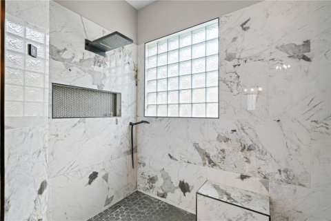 Villa ou maison à vendre à Orlando, Floride: 4 chambres, 304.16 m2 № 2358497 - photo 28