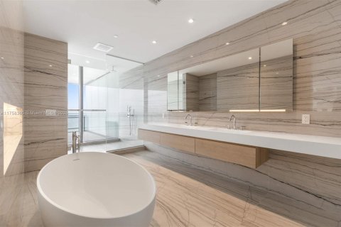 Copropriété à vendre à Miami Beach, Floride: 3 chambres, 207.45 m2 № 1937992 - photo 8