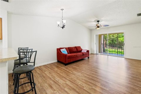 Condo in Sarasota, Florida, 2 bedrooms  № 1800229 - photo 14