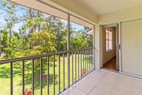 Condo in Sarasota, Florida, 2 bedrooms  № 1800229 - photo 19