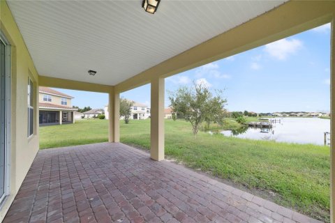 House in BELLALAGO in Kissimmee, Florida 4 bedrooms, 288.09 sq.m. № 2417013 - photo 23