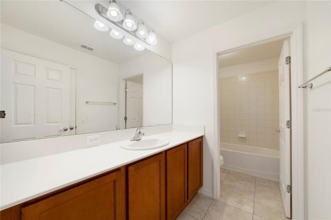 House in BELLALAGO in Kissimmee, Florida 4 bedrooms, 288.09 sq.m. № 2417013 - photo 21