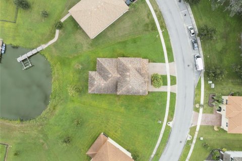 House in BELLALAGO in Kissimmee, Florida 4 bedrooms, 288.09 sq.m. № 2417013 - photo 26