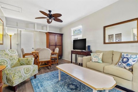 Appartement à louer à Dunedin, Floride: 2 chambres, 81.38 m2 № 1640130 - photo 5