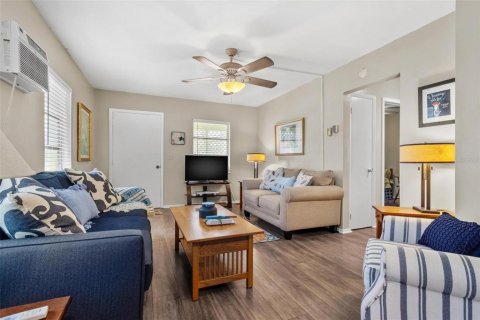 Appartement à louer à Dunedin, Floride: 2 chambres, 81.38 m2 № 1640130 - photo 9