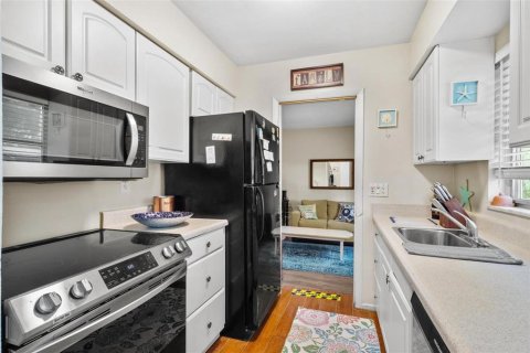 Appartement à louer à Dunedin, Floride: 2 chambres, 81.38 m2 № 1640130 - photo 2