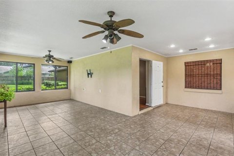 Casa en venta en Lakeland, Florida, 4 dormitorios, 213.02 m2 № 2157771 - foto 19
