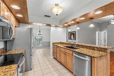 Casa en venta en Lakeland, Florida, 4 dormitorios, 213.02 m2 № 2157771 - foto 11