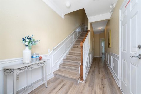 Townhouse in Orlando, Florida 3 bedrooms, 165.09 sq.m. № 2143458 - photo 22
