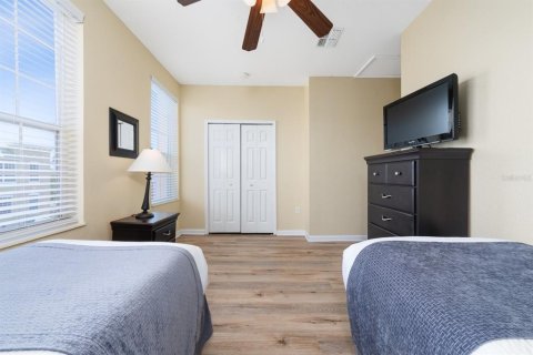 Townhouse in Orlando, Florida 3 bedrooms, 165.09 sq.m. № 2143458 - photo 4