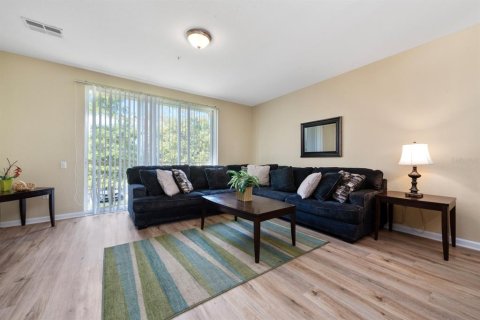 Townhouse in Orlando, Florida 3 bedrooms, 165.09 sq.m. № 2143458 - photo 16