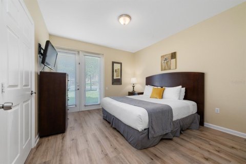 Townhouse in Orlando, Florida 3 bedrooms, 165.09 sq.m. № 2143458 - photo 21