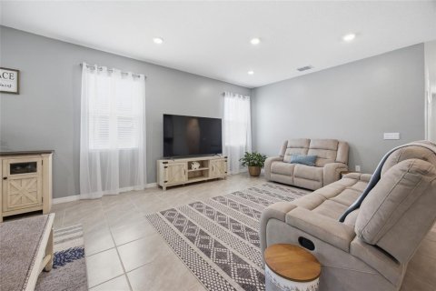 Casa en venta en Ocala, Florida, 3 dormitorios, 167.97 m2 № 2217509 - foto 9