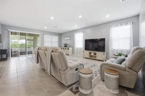 Casa en venta en Ocala, Florida, 3 dormitorios, 167.97 m2 № 2217509 - foto 2