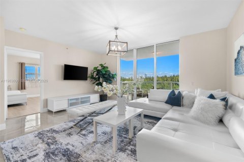 Condominio en venta en North Miami, Florida, 3 dormitorios, 190.26 m2 № 2026115 - foto 7