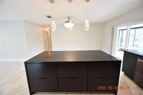 Villa ou maison à louer à Apollo Beach, Floride: 3 chambres, 147.71 m2 № 1684738 - photo 22