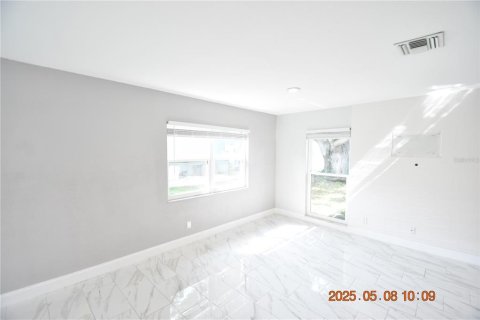 Villa ou maison à louer à Apollo Beach, Floride: 3 chambres, 147.71 m2 № 1684738 - photo 6