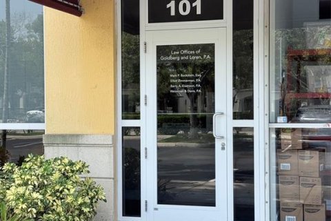 Immobilier commercial à Plantation, Floride 88.63 m2 № 2410655