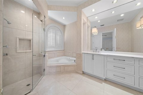 Купить виллу или дом в Юпитер, Флорида 9 комнат, 650.41м2, № 2012580 - фото 26