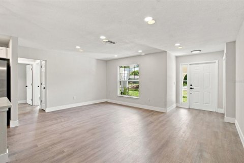 Villa ou maison à vendre à Bradenton, Floride: 3 chambres, 136.1 m2 № 2351742 - photo 17