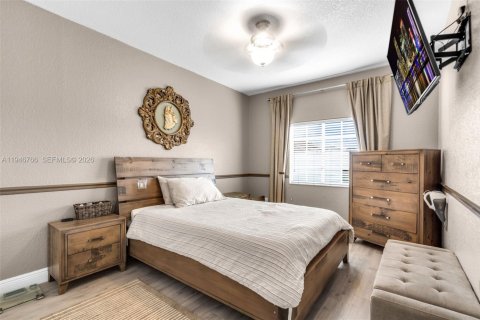 Casa en venta en Miami Lakes, Florida, 3 dormitorios, 201.69 m2 № 2002923 - foto 30