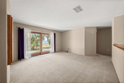 Villa ou maison à vendre à Weirsdale, Floride: 4 chambres, 329.15 m2 № 2110732 - photo 24