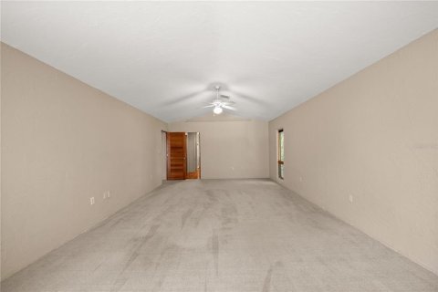 Villa ou maison à vendre à Weirsdale, Floride: 4 chambres, 329.15 m2 № 2110732 - photo 30