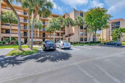 Condo in Delray Beach, Florida, 2 bedrooms  № 2019930 - photo 4