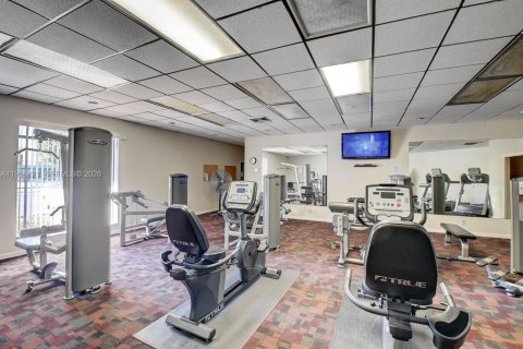 Condo in Delray Beach, Florida, 2 bedrooms  № 2019930 - photo 29