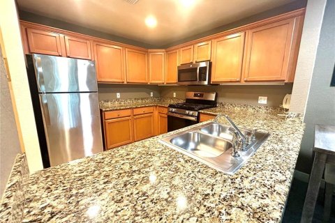 Condo in Four Corners, Florida, 1 bedroom  № 2213353 - photo 4