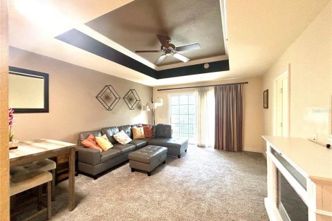 Condo in Four Corners, Florida, 1 bedroom  № 2213353 - photo 3