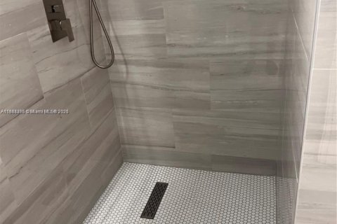 Immobilier commercial à louer à Miami, Floride: 1 chambre, 52.03 m2 № 1942296 - photo 9