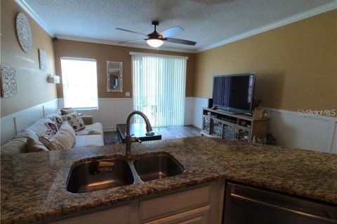 Condominio en alquiler en Sarasota, Florida, 3 dormitorios, 150.04 m2 № 1916866 - foto 9